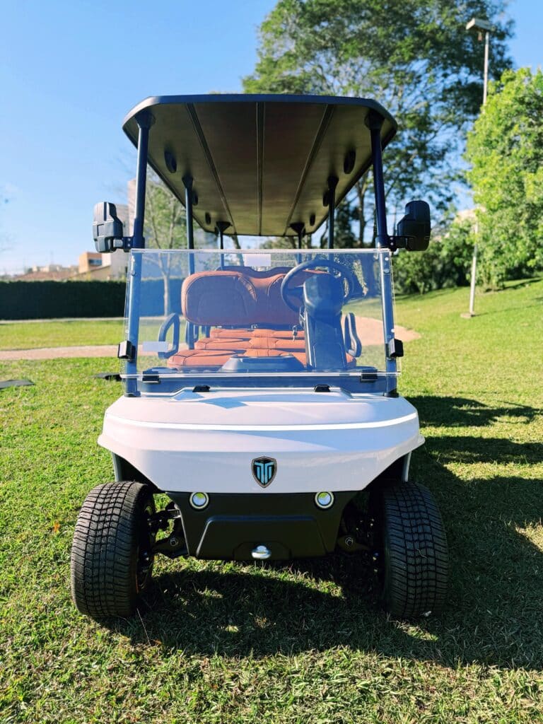 Carrinho de Golfe de 08 lugares