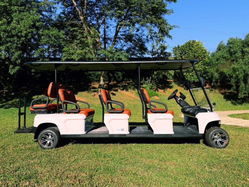 Carrinho de Golfe de 08 lugares